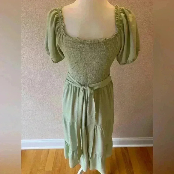 Elegant Vintage Midi Dress - Picture 8 of 11